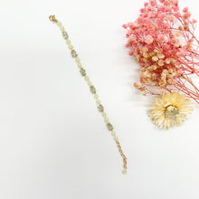 Load image into Gallery viewer, Handmade Seed Beads Dainty Daisy Flower Bracelet - Miss A Beauty