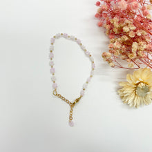 Load image into Gallery viewer, Handmade Seed Beads Dainty Daisy Flower Bracelet - Miss A Beauty