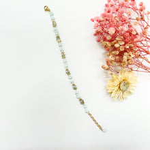 Load image into Gallery viewer, Handmade Seed Beads Dainty Daisy Flower Bracelet - Miss A Beauty
