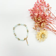 Load image into Gallery viewer, Handmade Seed Beads Dainty Daisy Flower Bracelet - Miss A Beauty
