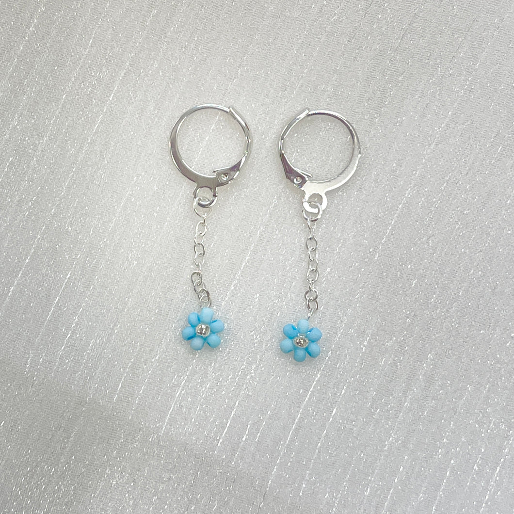 Handmade Daisy Seed Beads Dangle Earrings - Miss A Beauty