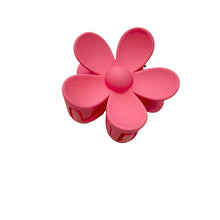 Load image into Gallery viewer, Flower Hair Claw Clip
