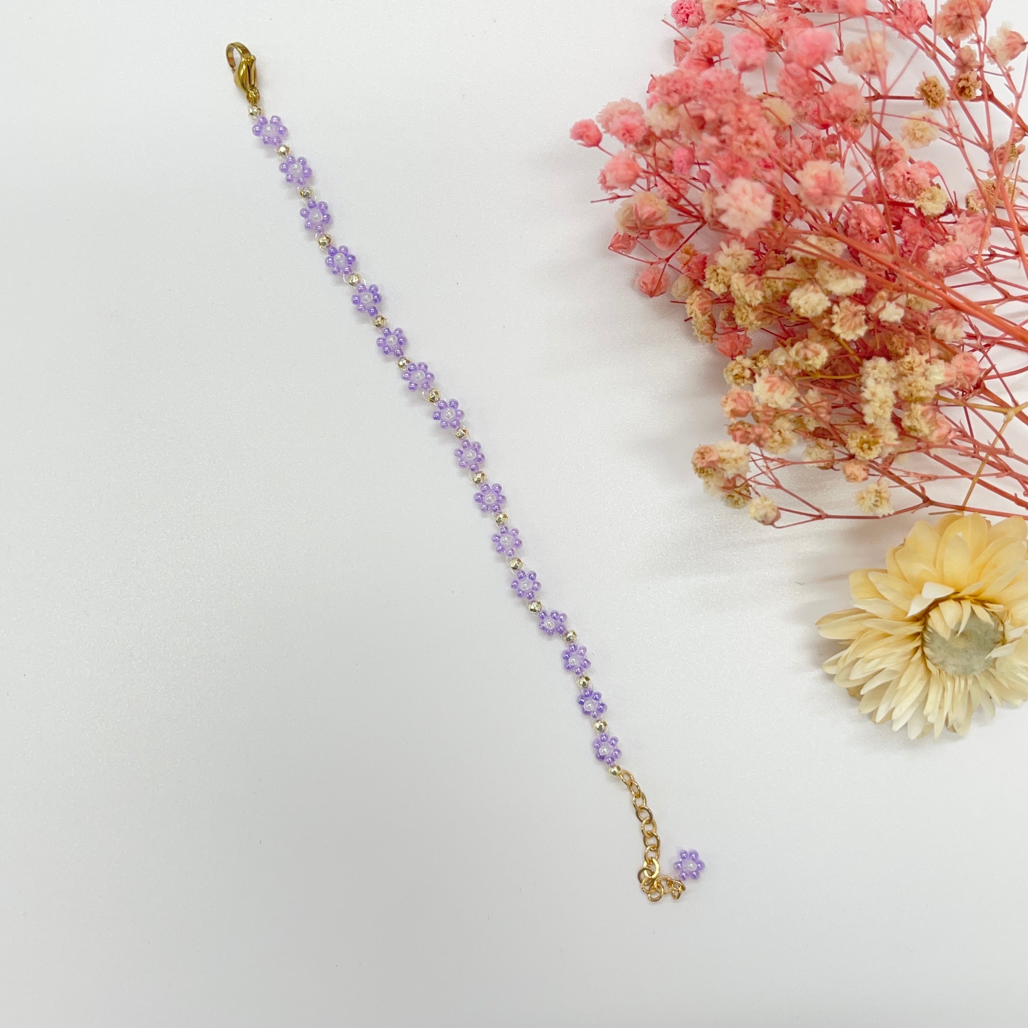 Red Flower Bracelet, Beaded Daisy Bracelet, Seed Bead Jewelry, 1 1/2  Extender Chain, Sizes 5 6 7 8 9 10 11, Sterling Available - Etsy | Seed  bead jewelry, Bracelets handmade beaded, Beaded jewelry