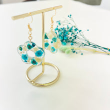 Load image into Gallery viewer, Handmade Flower Dangle Earrings - Miss A Beauty
