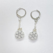 Load image into Gallery viewer, Handmade Seed Beads Dangle Earrings - Miss A Beauty
