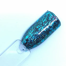 Load image into Gallery viewer, Nail Foil Flakes - Blue - Miss A Beauty
