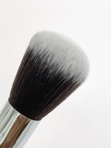 Synthetic dust brush - Miss A Beauty